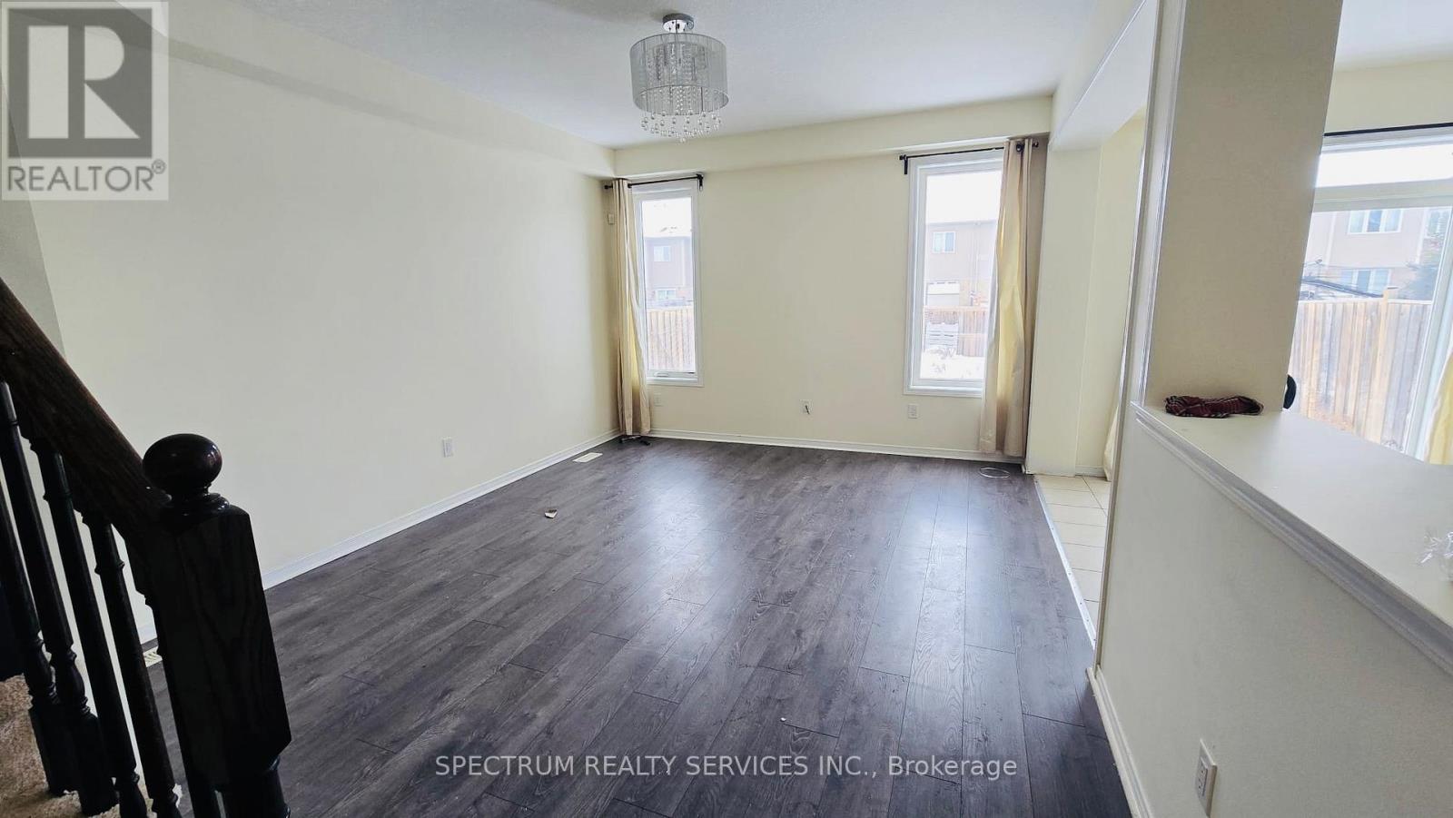 96 Warner Lane, Brantford, Ontario  N3T 0J3 - Photo 6 - X12691624