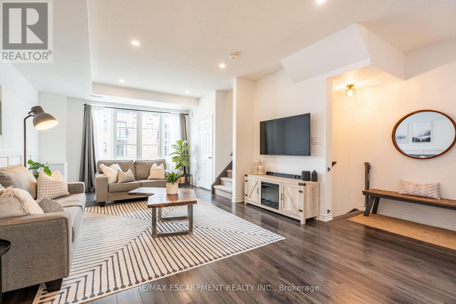 45 - 219 Dundas Street E, Hamilton, Ontario  L8B 1V9 - Photo 15 - X12691636