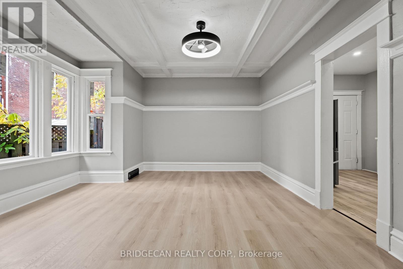 88 Gage Avenue S, Hamilton, Ontario  L8M 3C9 - Photo 10 - X12691658