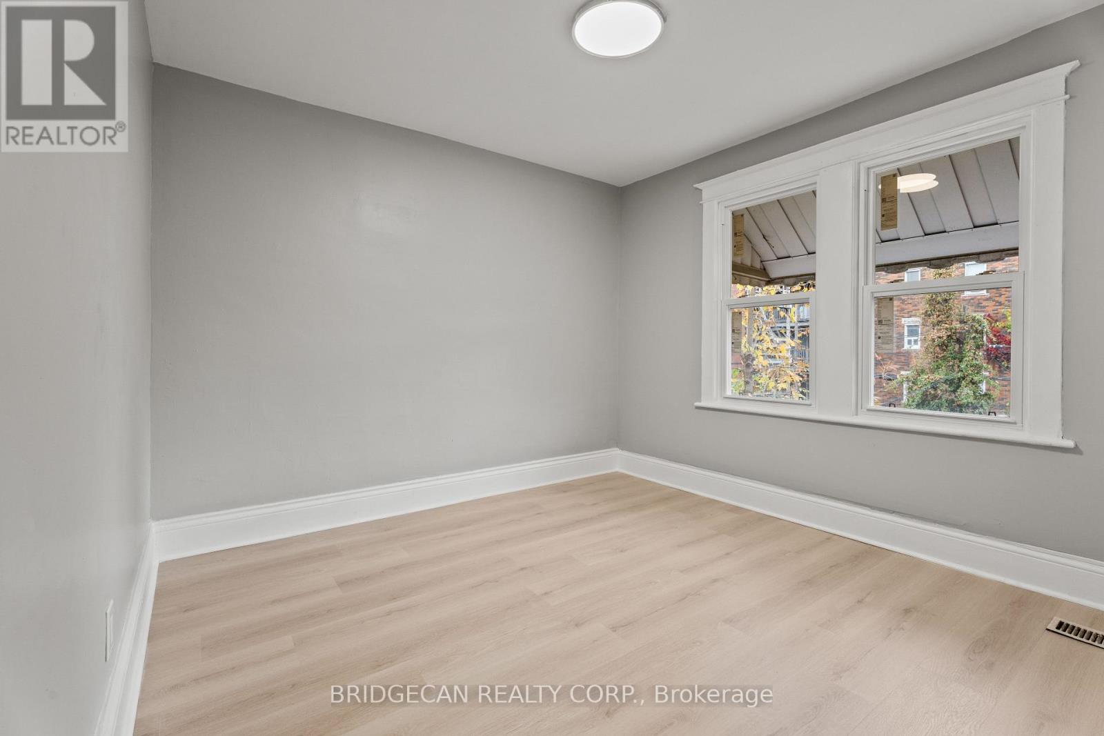 88 Gage Avenue S, Hamilton, Ontario  L8M 3C9 - Photo 24 - X12691658