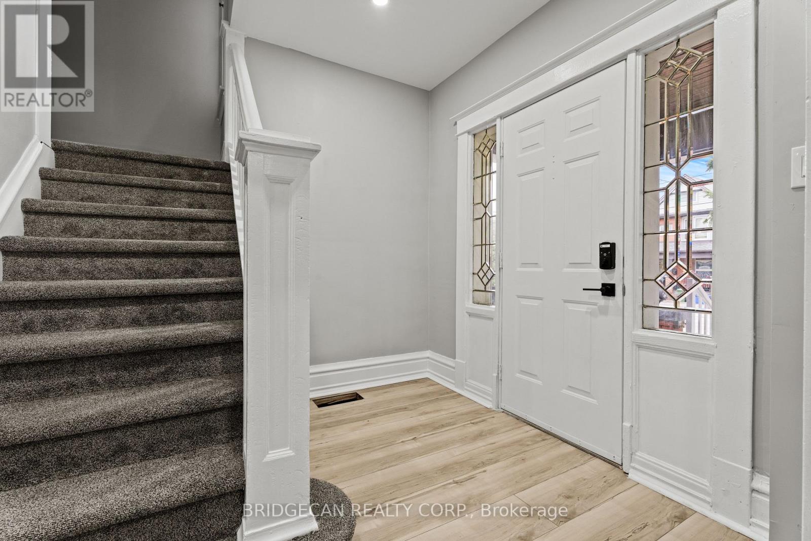 88 Gage Avenue S, Hamilton, Ontario  L8M 3C9 - Photo 6 - X12691658