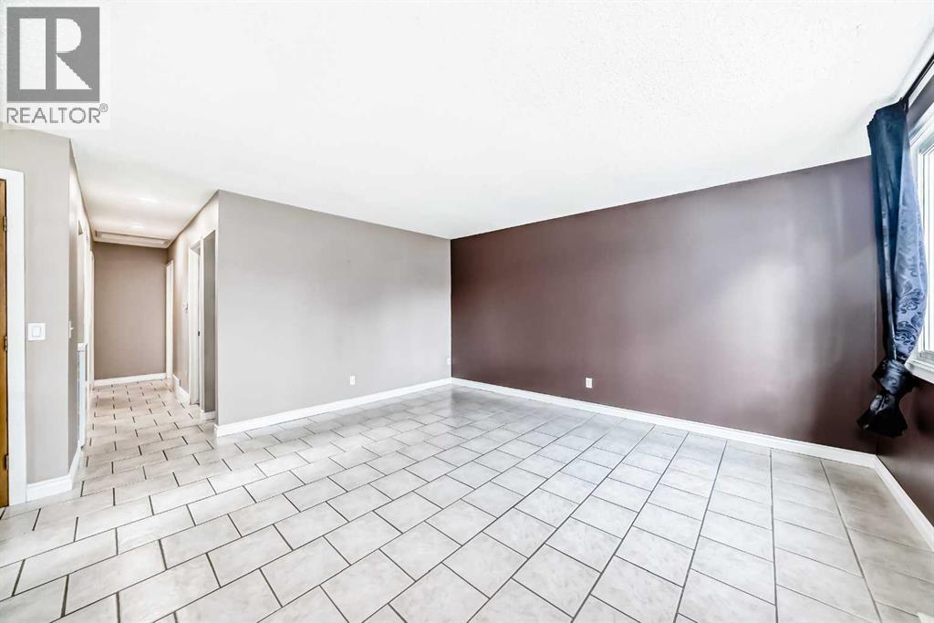 3042 31a Street Se, Calgary, Alberta  T2B 0S9 - Photo 15 - A2271381