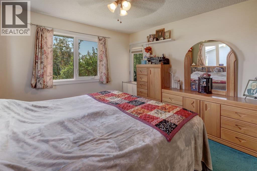 426 9 Street, Beiseker, Alberta  T0M 0G0 - Photo 18 - A2278164