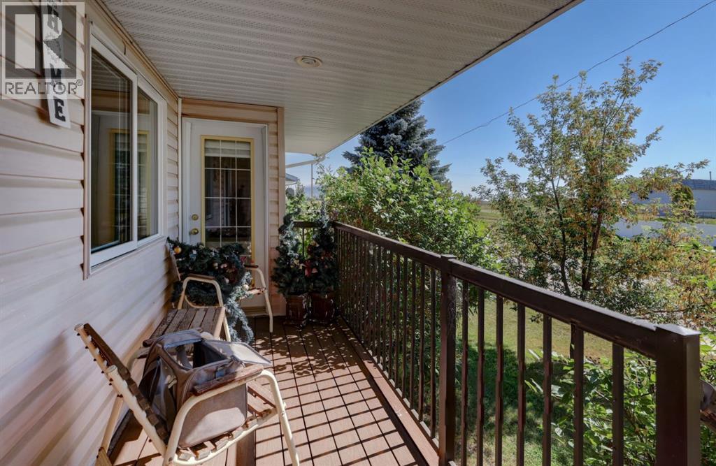 426 9 Street, Beiseker, Alberta  T0M 0G0 - Photo 6 - A2278164