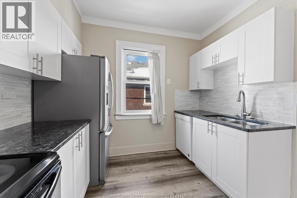 232-234 Giles, Windsor, Ontario  N9A 4C2 - Photo 11 - 26000982