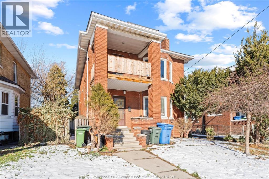 232-234 Giles, Windsor, Ontario  N9A 4C2 - Photo 3 - 26000982
