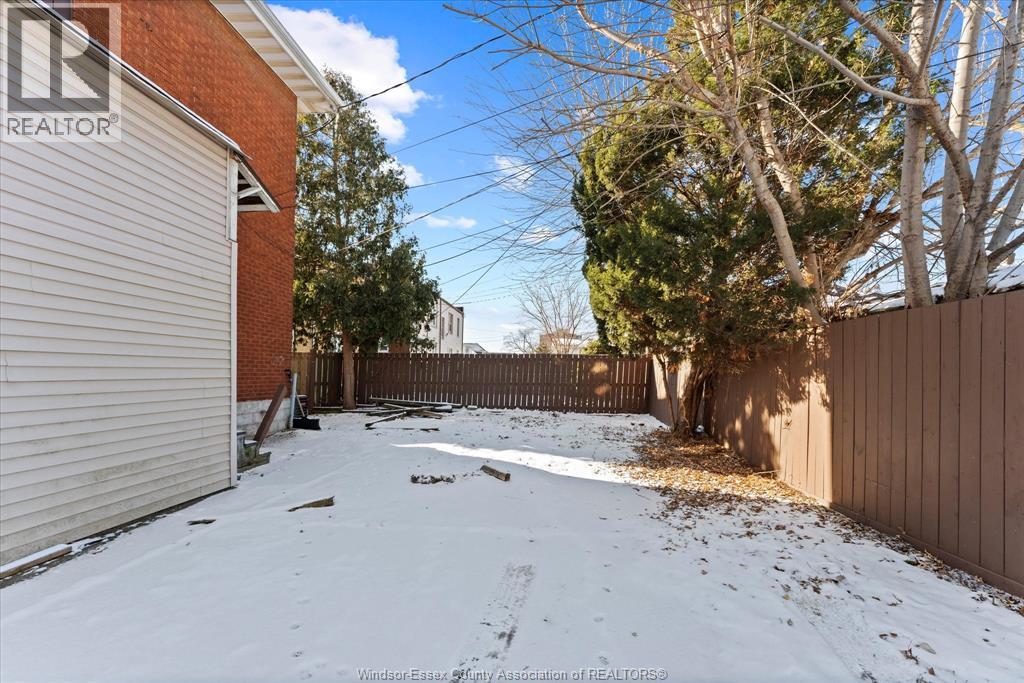 232-234 Giles, Windsor, Ontario  N9A 4C2 - Photo 30 - 26000982