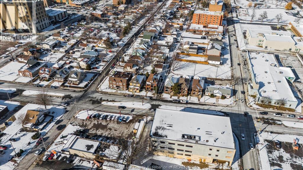 232-234 Giles, Windsor, Ontario  N9A 4C2 - Photo 36 - 26000982