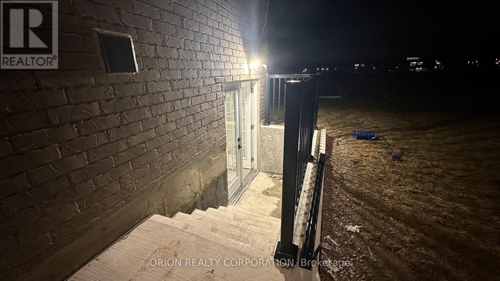 12 Trailbank Gardens, Hamilton, Ontario  L8B 1Z3 - Photo 16 - X12690664