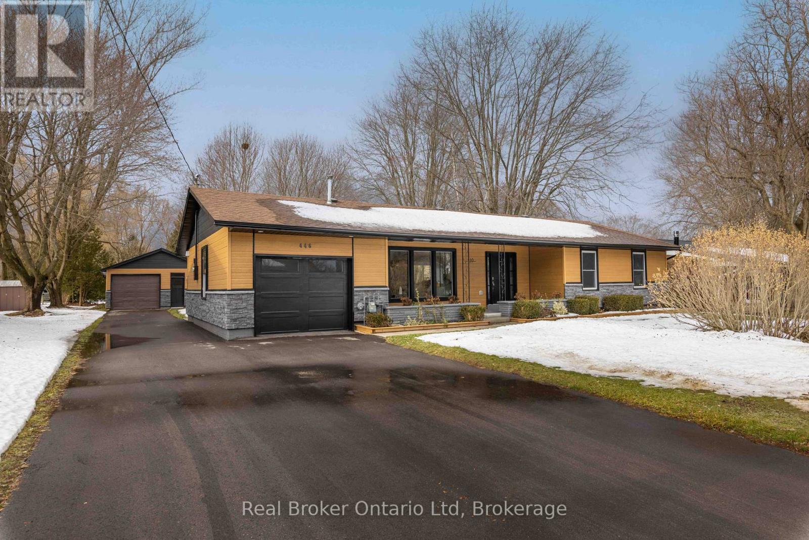 446 ISAAC STREET, South Bruce Peninsula, Ontario