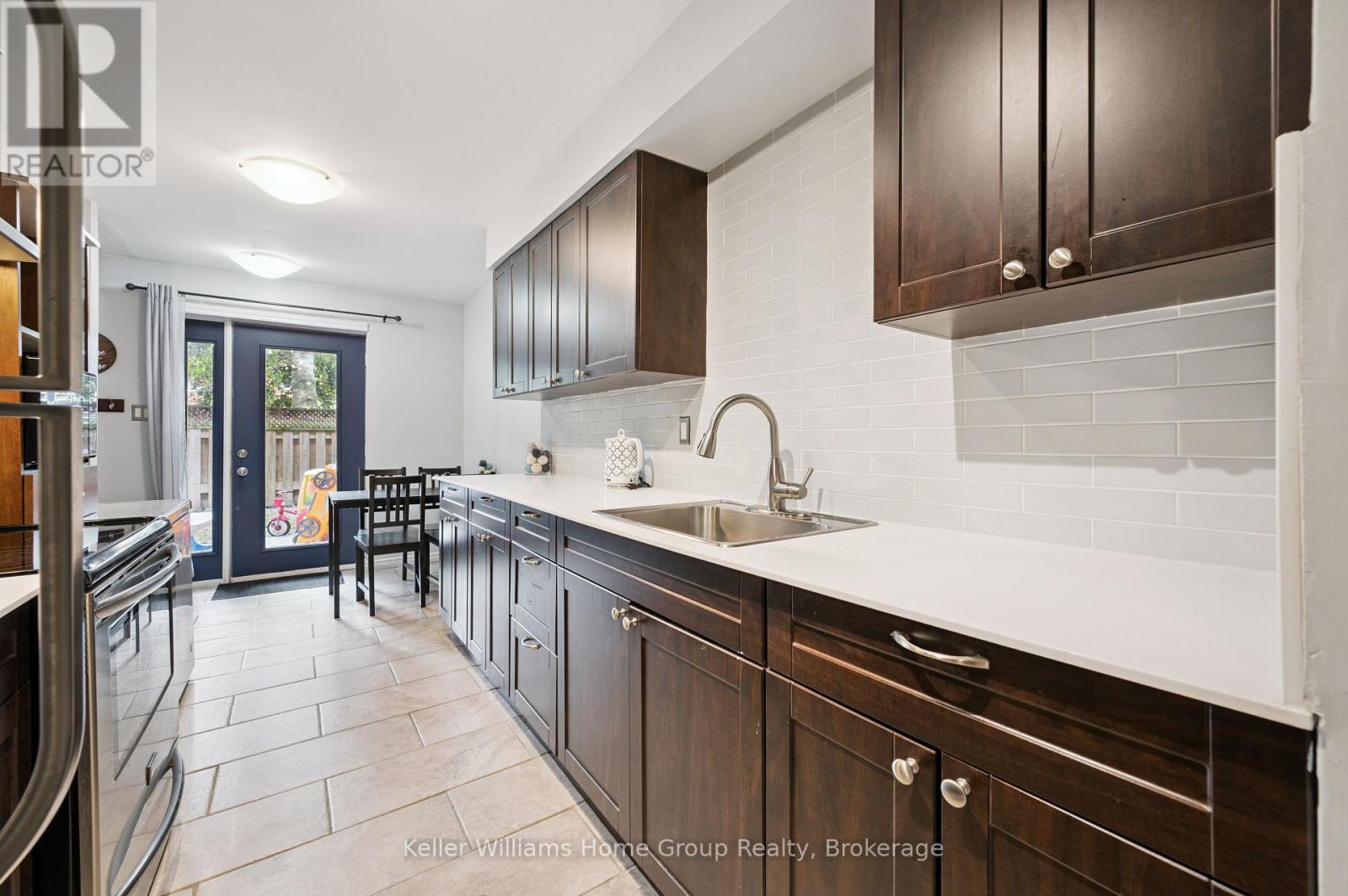 95 - 49 Rhonda Road, Guelph (Willow West/sugarbush/west Acres), Ontario  N1H 7A4 - Photo 13 - X12691770