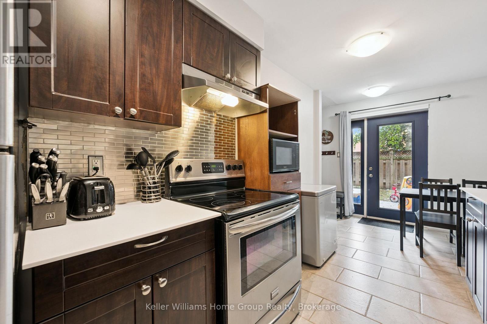 95 - 49 Rhonda Road, Guelph (Willow West/sugarbush/west Acres), Ontario  N1H 7A4 - Photo 14 - X12691770