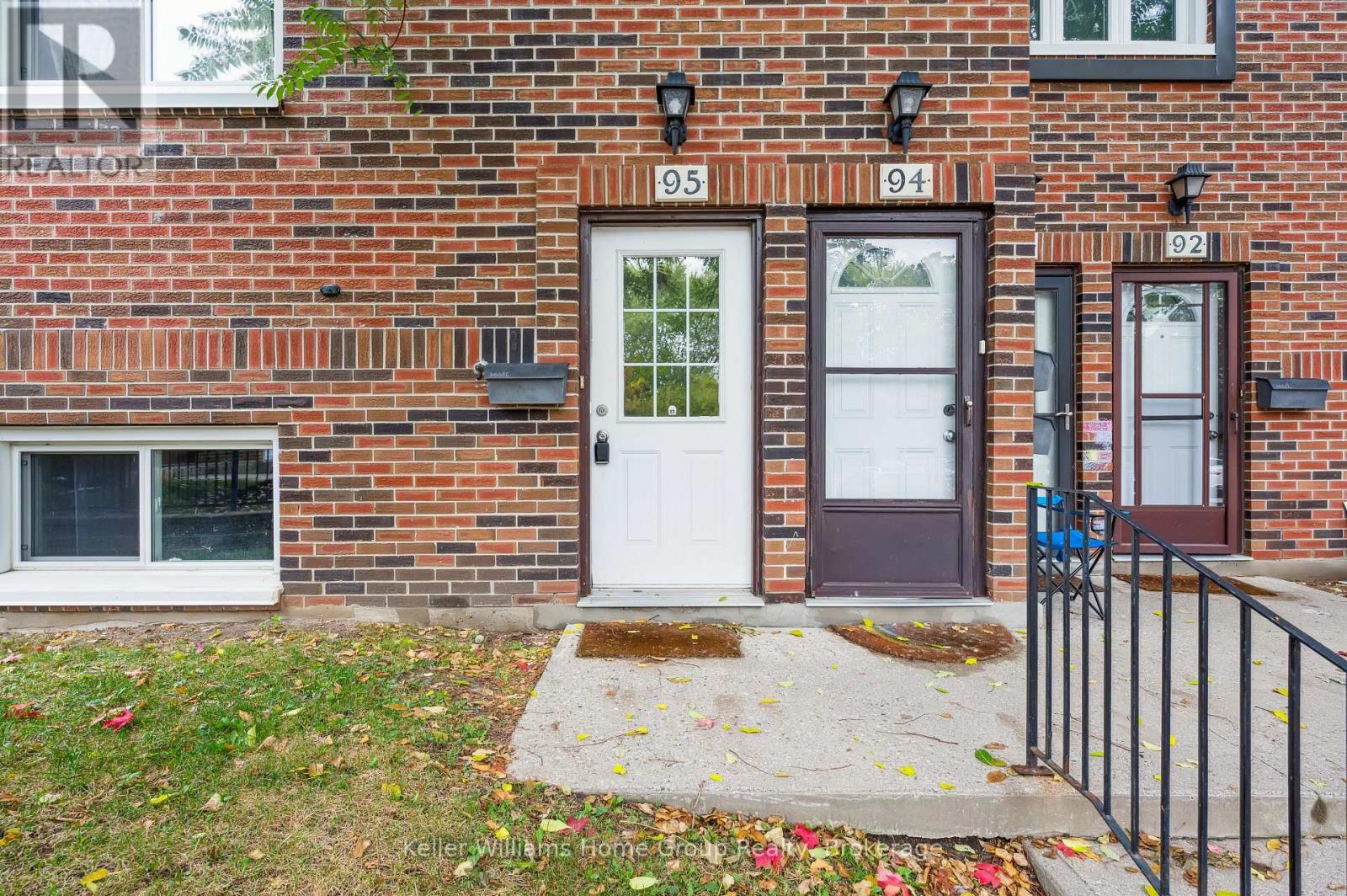 95 - 49 Rhonda Road, Guelph (Willow West/sugarbush/west Acres), Ontario  N1H 7A4 - Photo 5 - X12691770