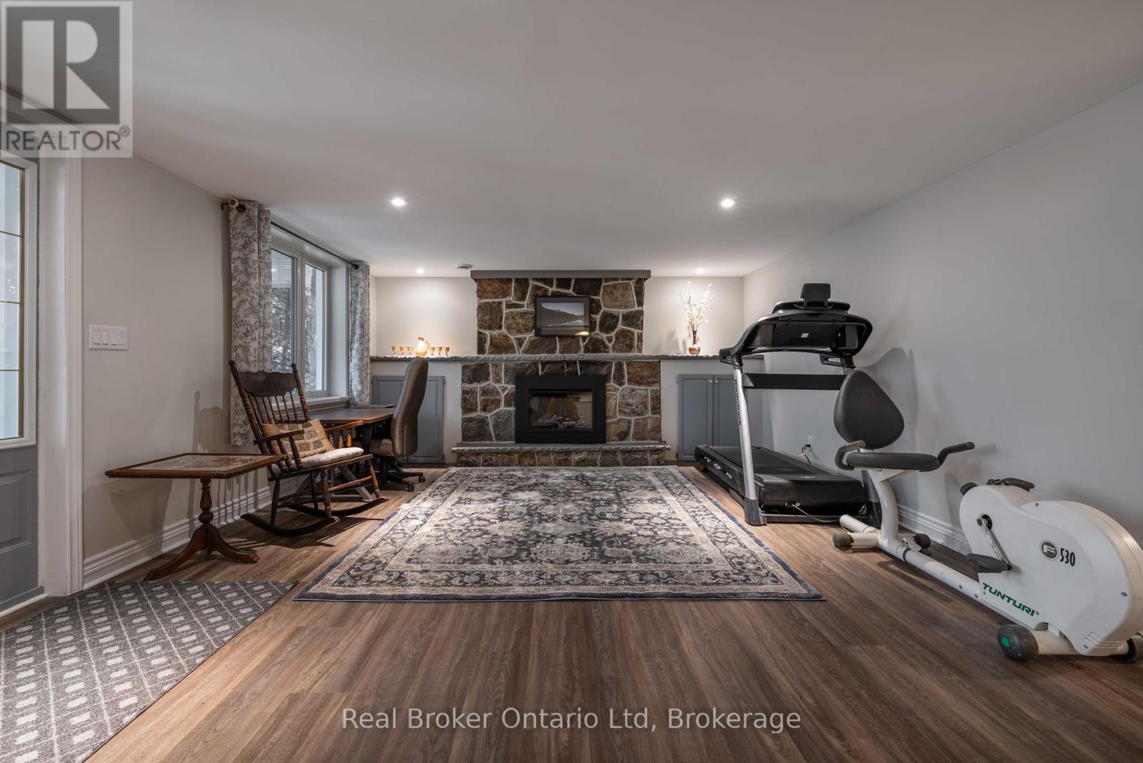 339496 Presquile Road, Georgian Bluffs, Ontario  N0H 2T0 - Photo 26 - X12691776