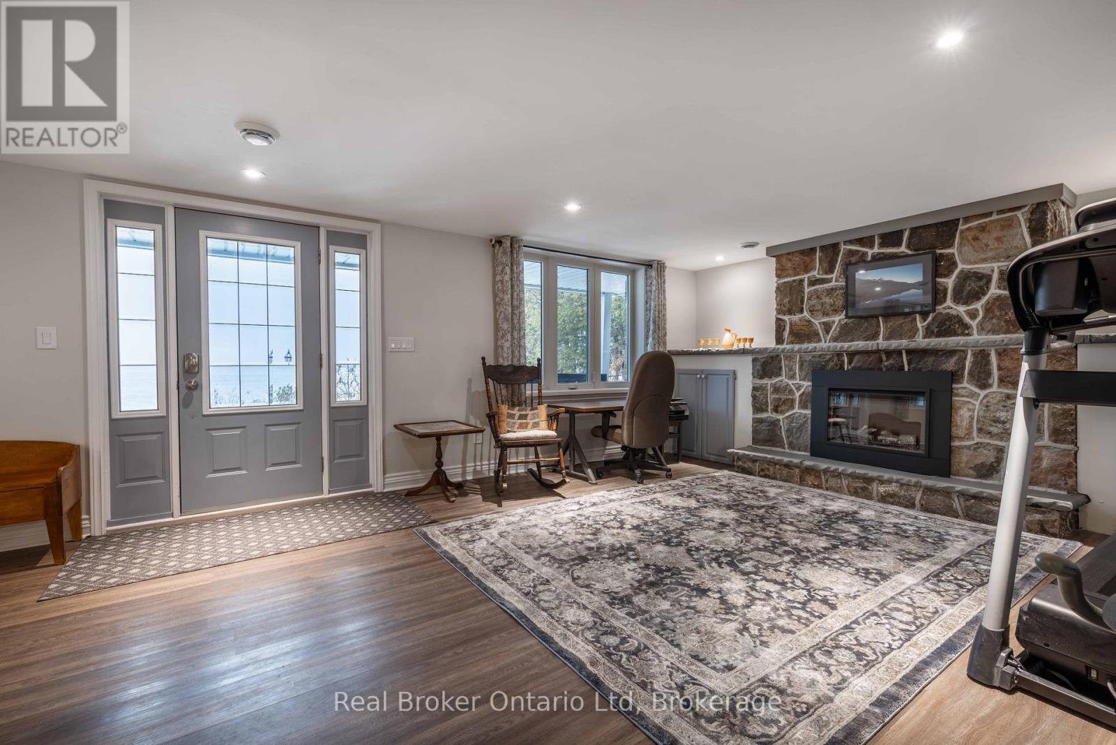 339496 Presquile Road, Georgian Bluffs, Ontario  N0H 2T0 - Photo 27 - X12691776