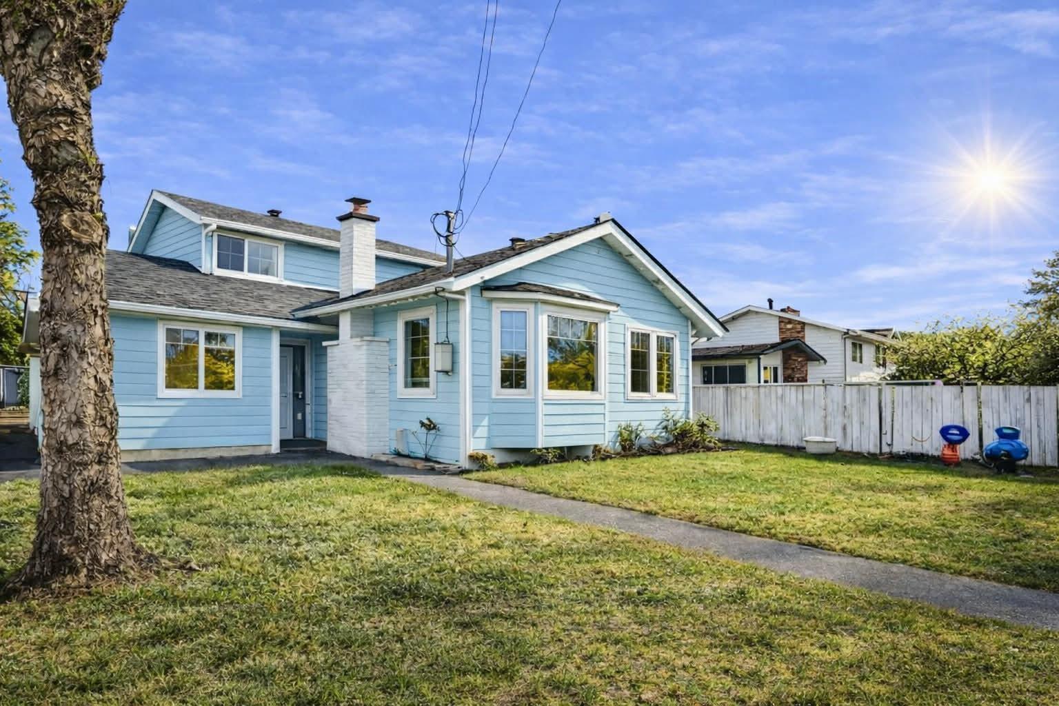 14251 72ND AVENUE, Surrey, British Columbia