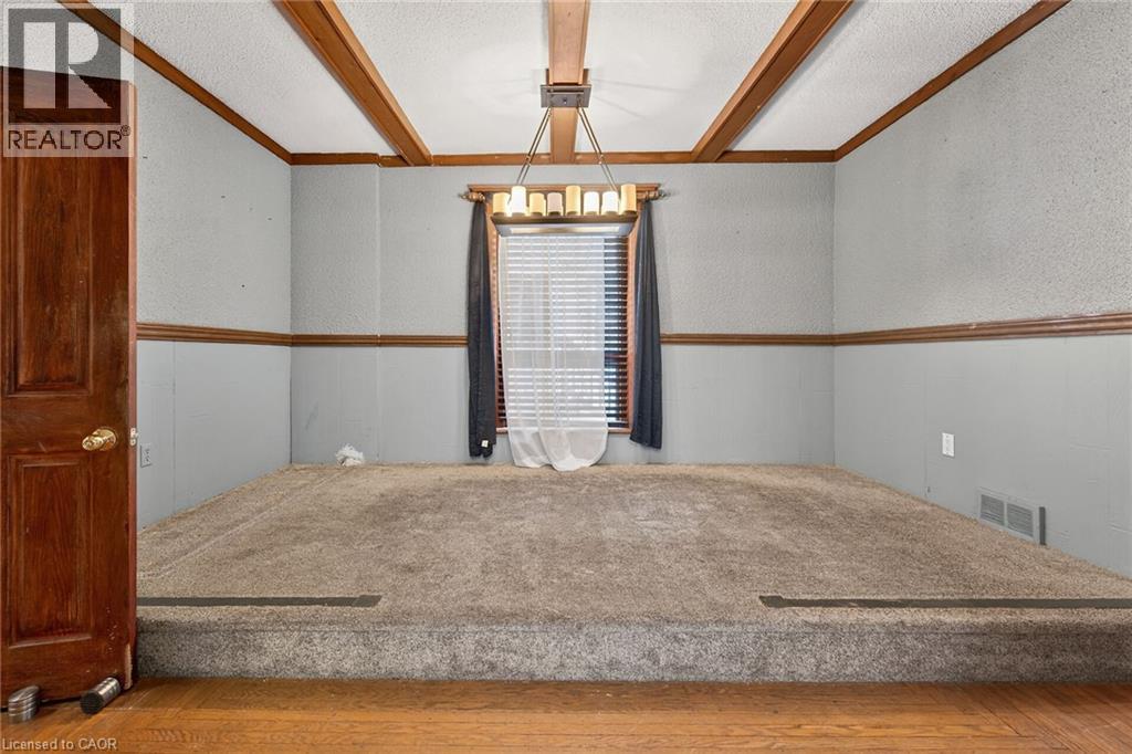 4637 Ellis Street, Niagara Falls, Ontario  L2E 1H8 - Photo 14 - 40796736