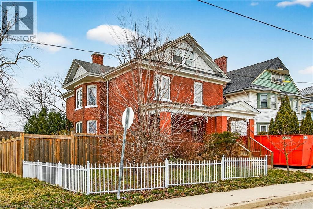 4637 Ellis Street, Niagara Falls, Ontario  L2E 1H8 - Photo 2 - 40796736