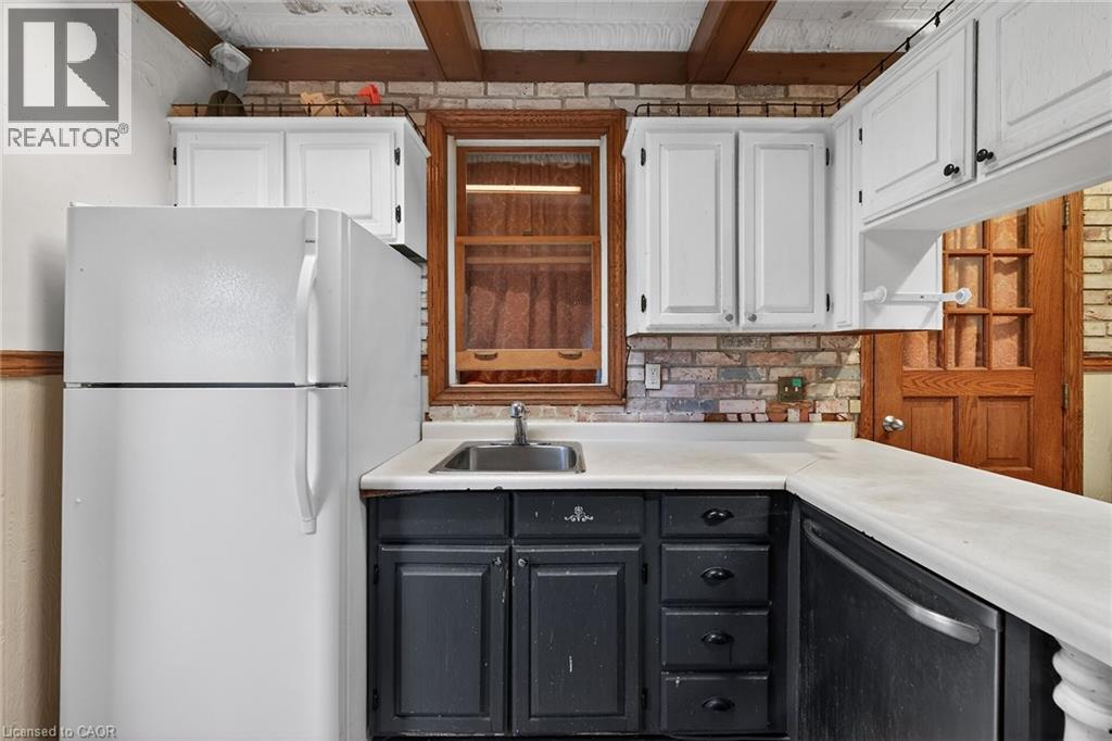 4637 Ellis Street, Niagara Falls, Ontario  L2E 1H8 - Photo 20 - 40796736