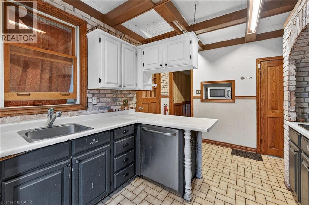 4637 Ellis Street, Niagara Falls, Ontario  L2E 1H8 - Photo 24 - 40796736