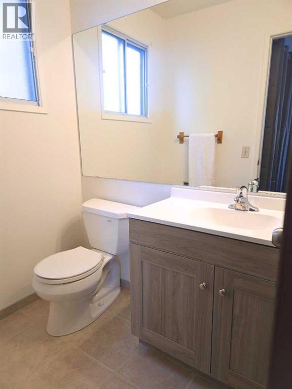 6 Castleglen Road Ne, Calgary, Alberta  T3J 1S4 - Photo 19 - A2270431