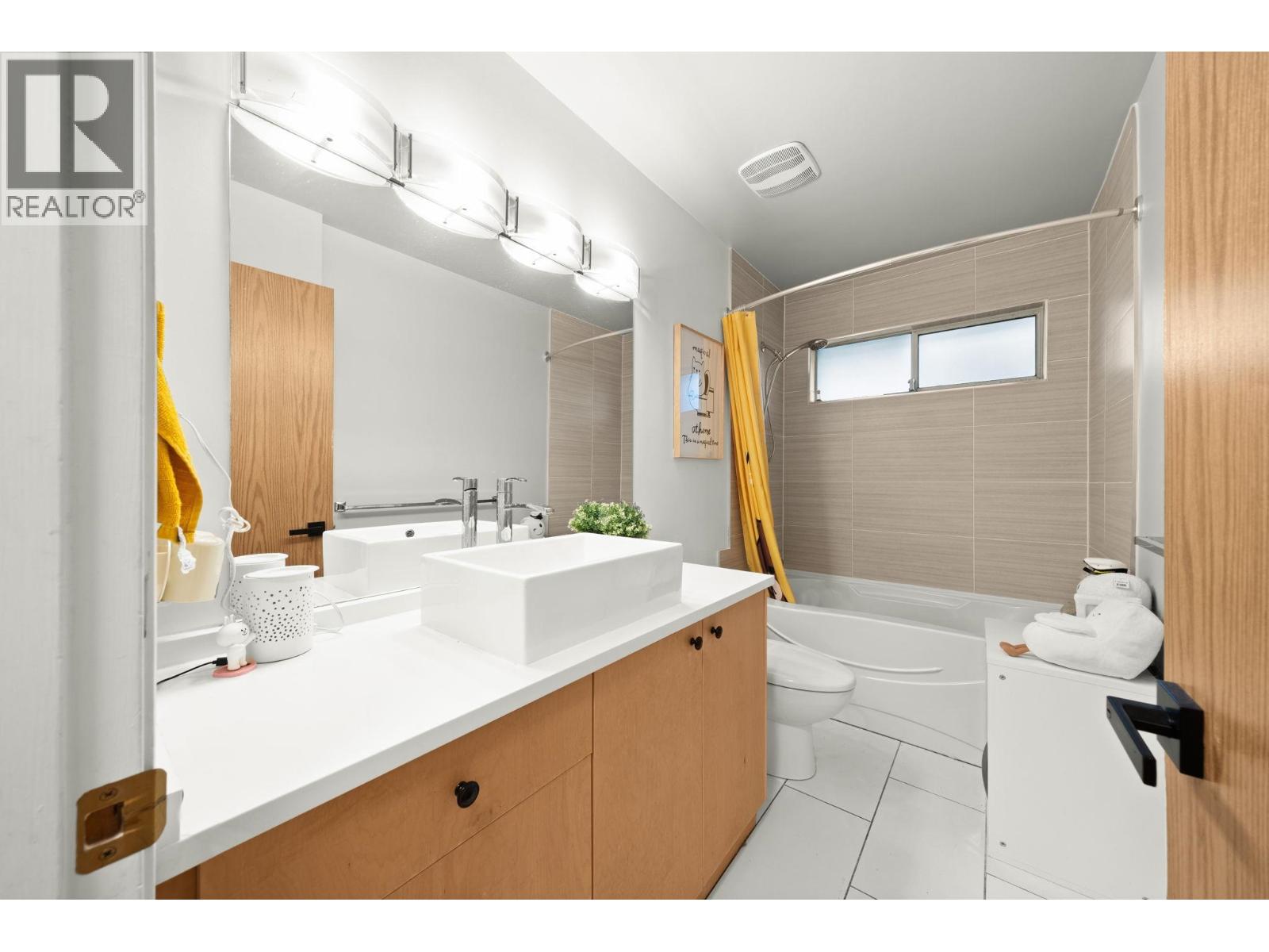 11411 2nd Avenue, Richmond, British Columbia  V7E 3K8 - Photo 11 - R3078597