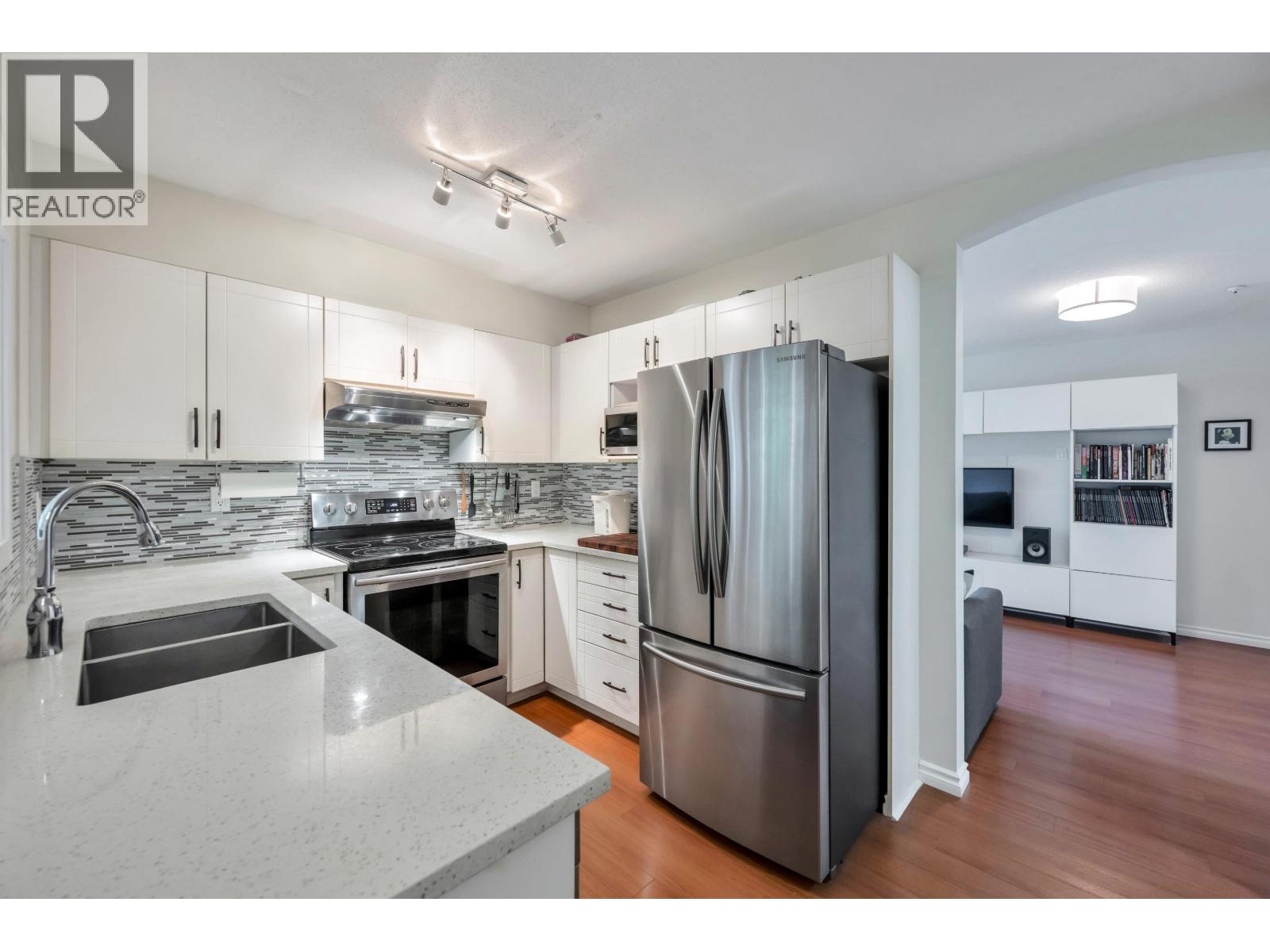 208 3033 Terravista Place, Port Moody, British Columbia  V3H 5A3 - Photo 10 - R3078397