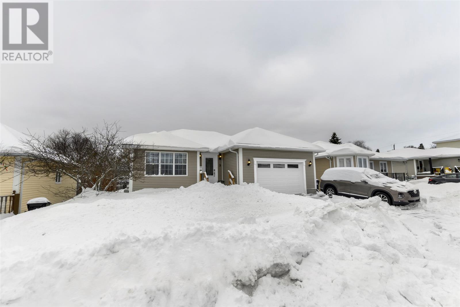 3 Brennan Field, St. John's, Newfoundland & Labrador  A1G 1J1 - Photo 2 - 1293611