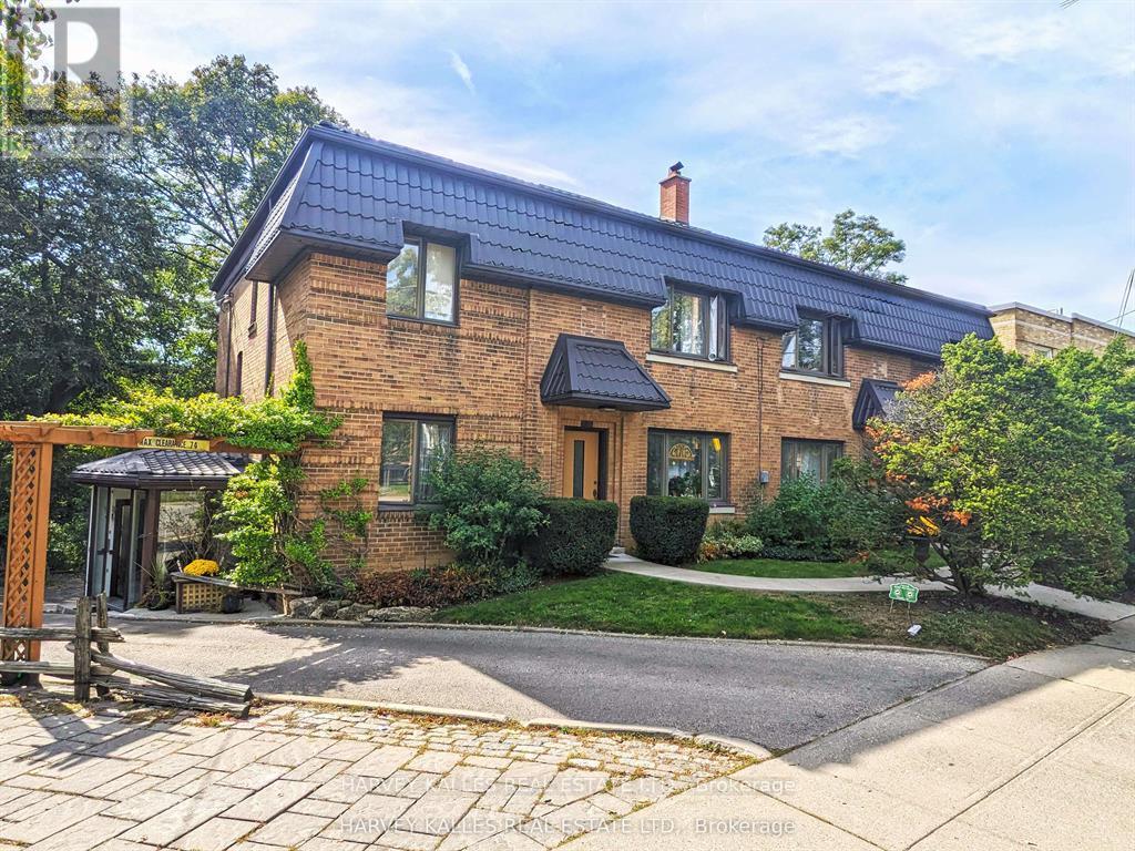 Upper - 95 Chatsworth Drive, Toronto, Ontario  M4R 1R8 - Photo 1 - C12691066