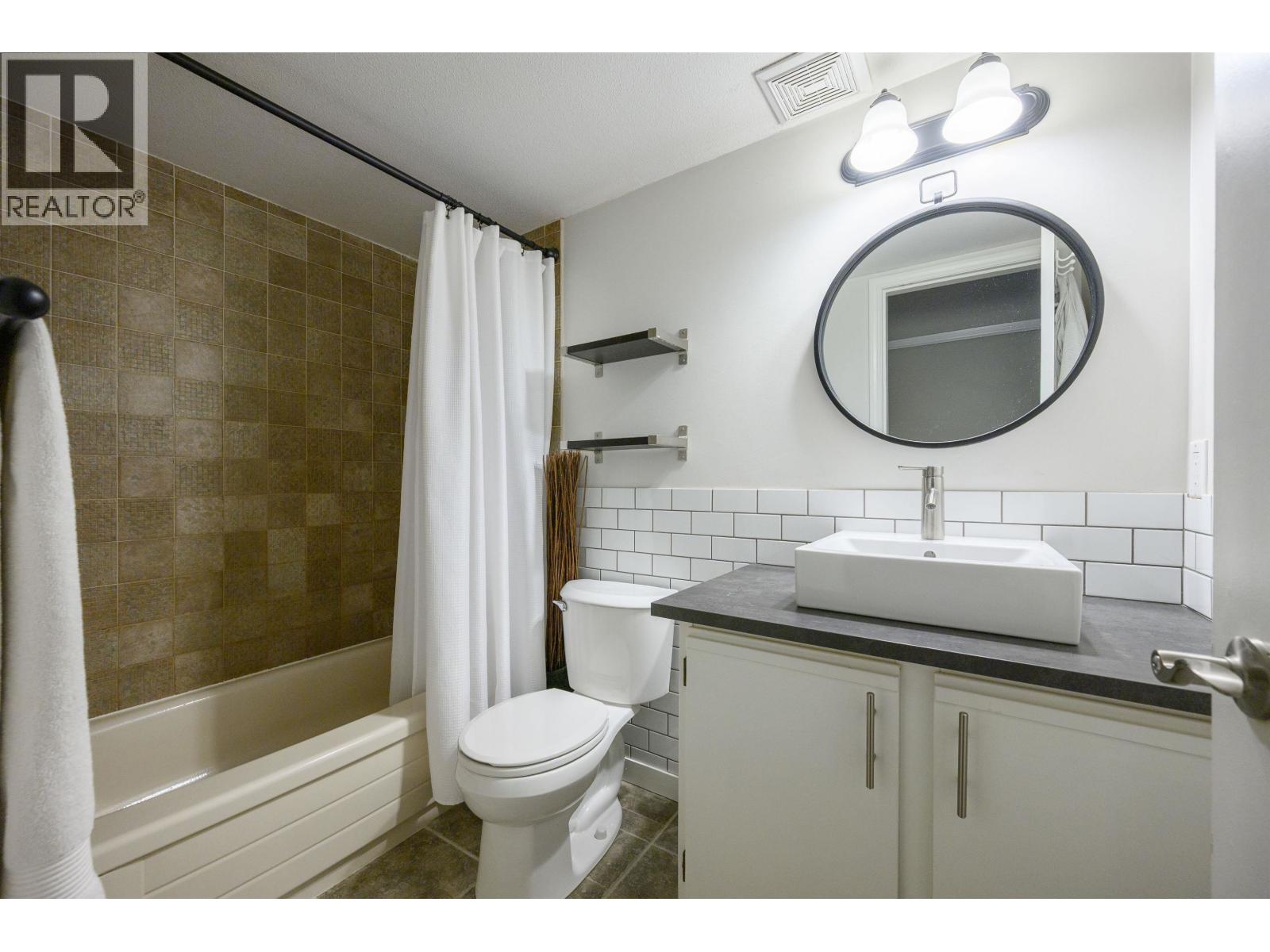 514 1000 Bowron Court, North Vancouver, British Columbia  V7H 2W1 - Photo 18 - R3078859