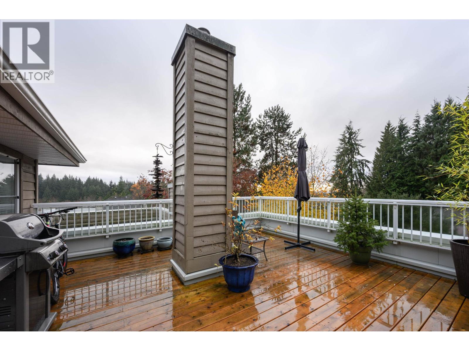 514 1000 Bowron Court, North Vancouver, British Columbia  V7H 2W1 - Photo 2 - R3078859