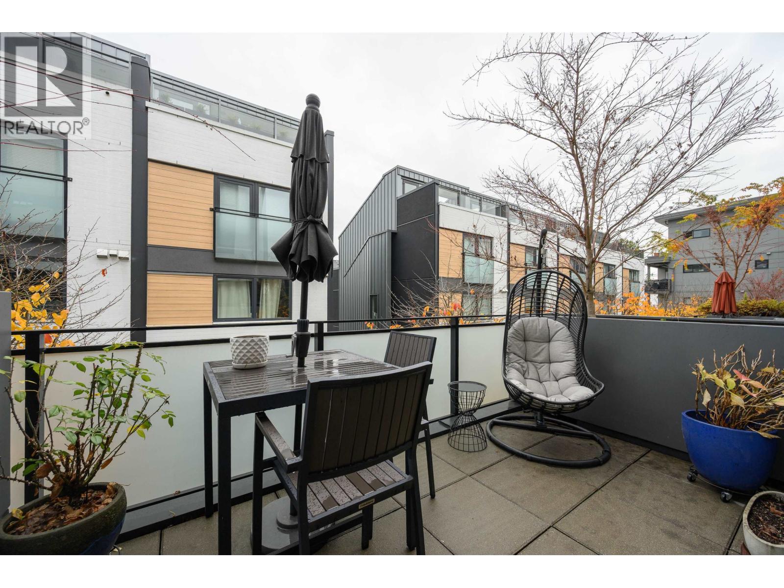 206 649 E 3rd Street, North Vancouver, British Columbia  V7L 1G6 - Photo 7 - R3078860