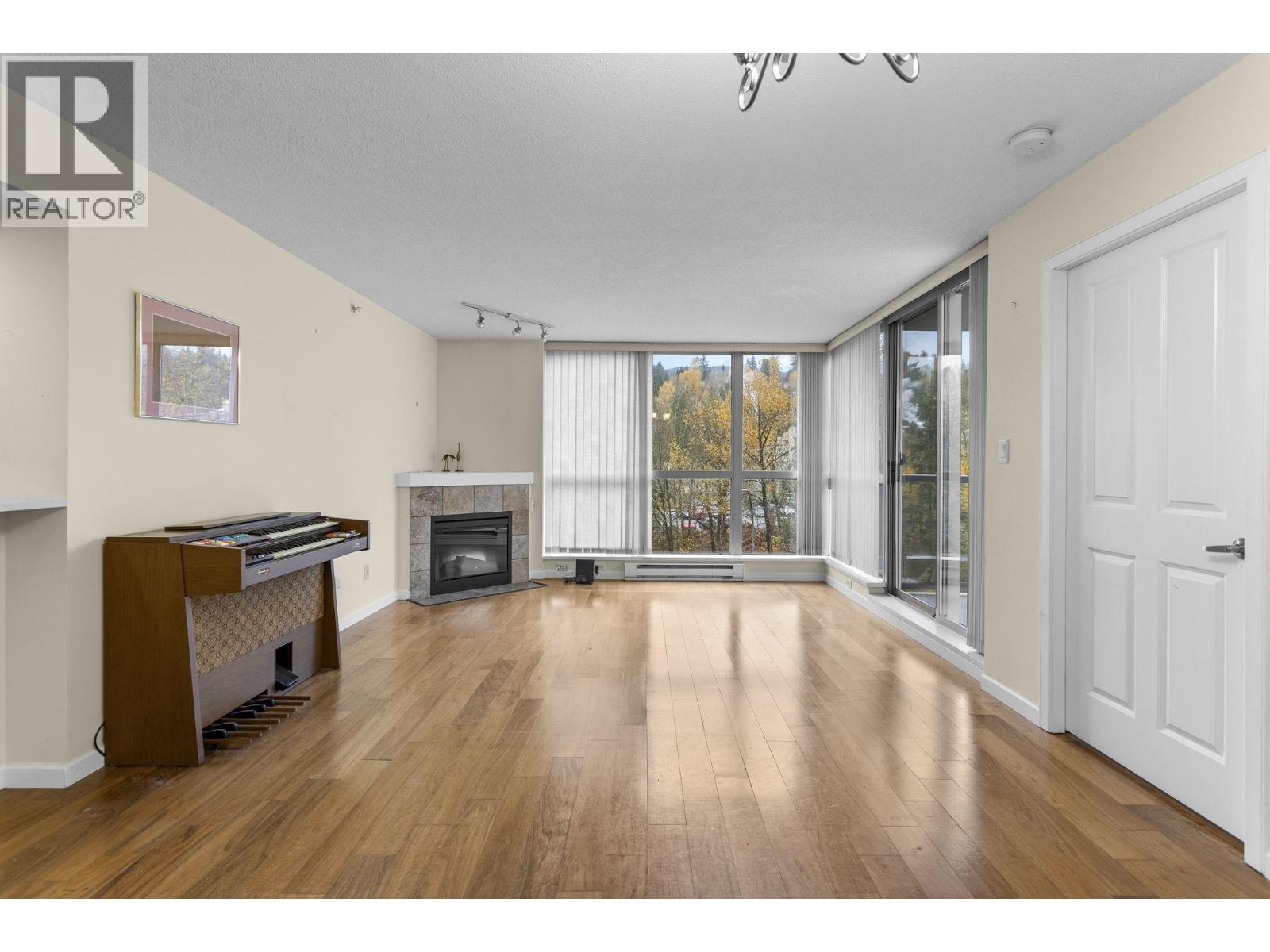 602 290 Newport Drive, Port Moody, British Columbia  V3H 5N2 - Photo 4 - R3078868