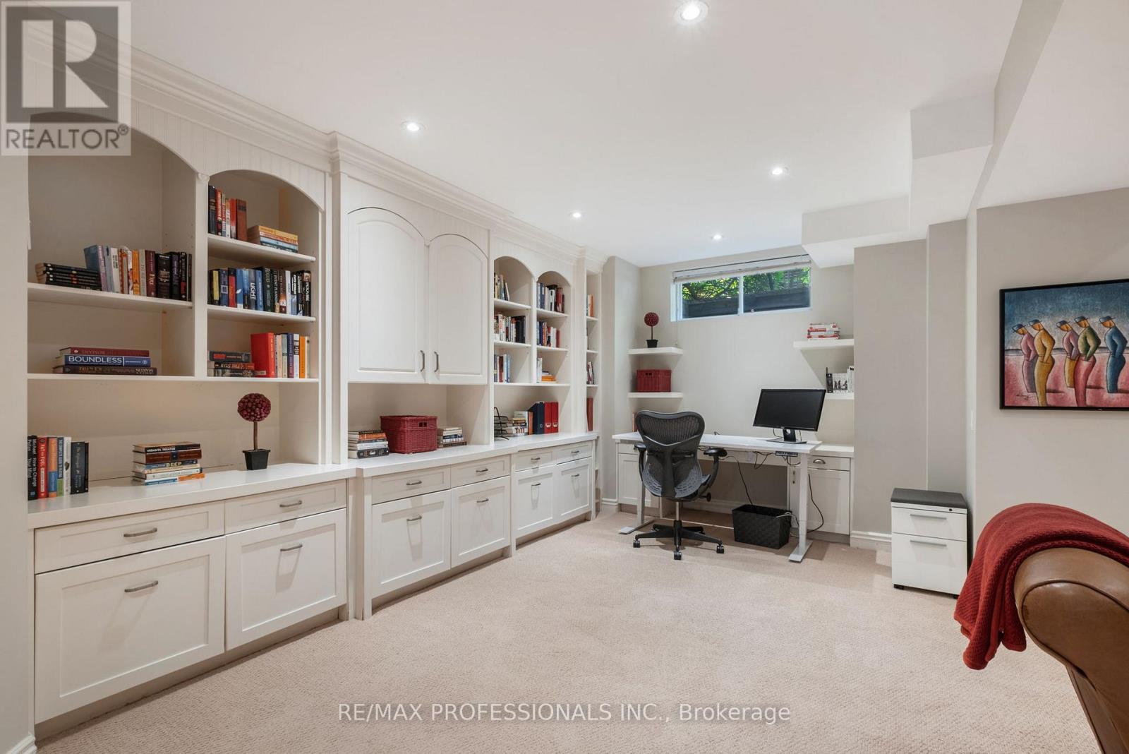 80 Kingsway Crescent, Toronto, Ontario  M8X 2R6 - Photo 38 - W12691090