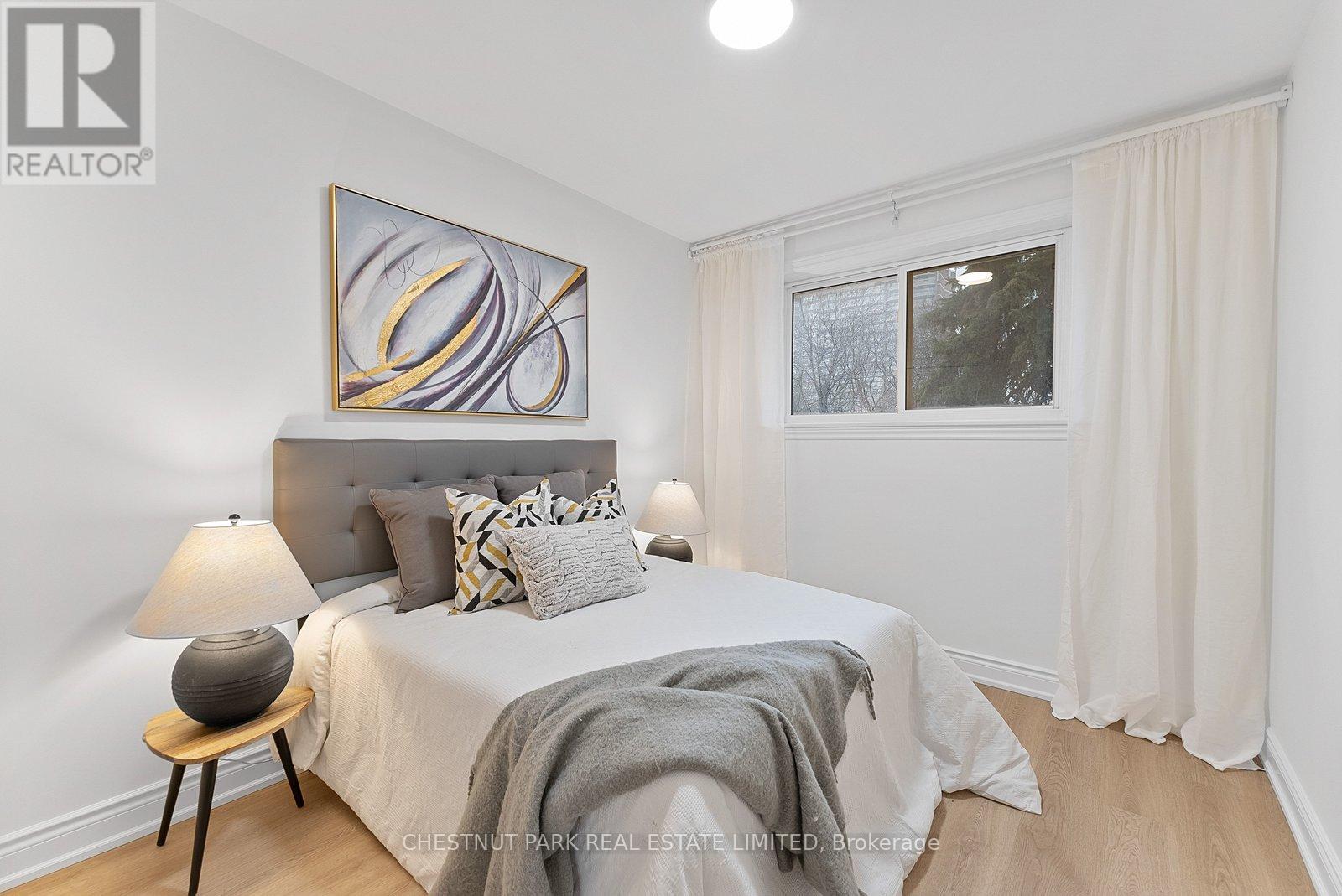 22 Marbury Crescent, Toronto, Ontario  M3A 2G2 - Photo 26 - C12691732