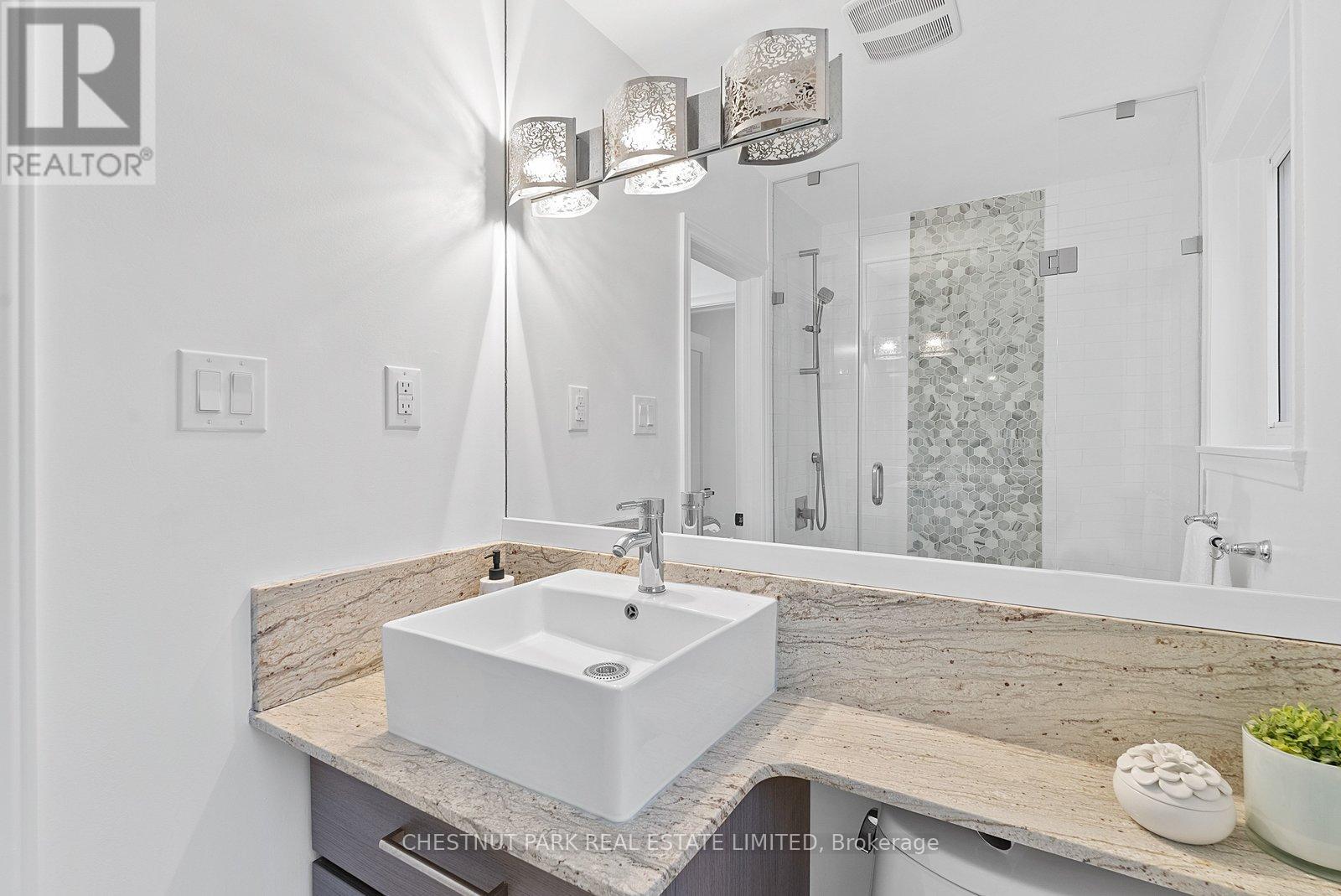 22 Marbury Crescent, Toronto, Ontario  M3A 2G2 - Photo 30 - C12691732