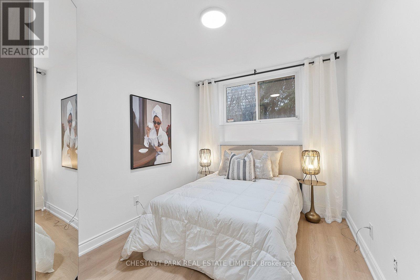 22 Marbury Crescent, Toronto, Ontario  M3A 2G2 - Photo 32 - C12691732