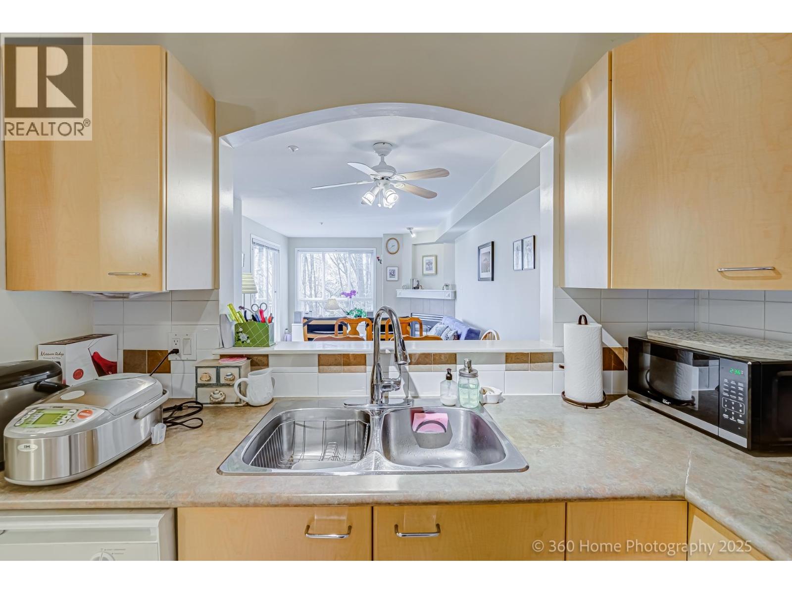 307 8495 JELLICOE STREET, Vancouver, British Columbia