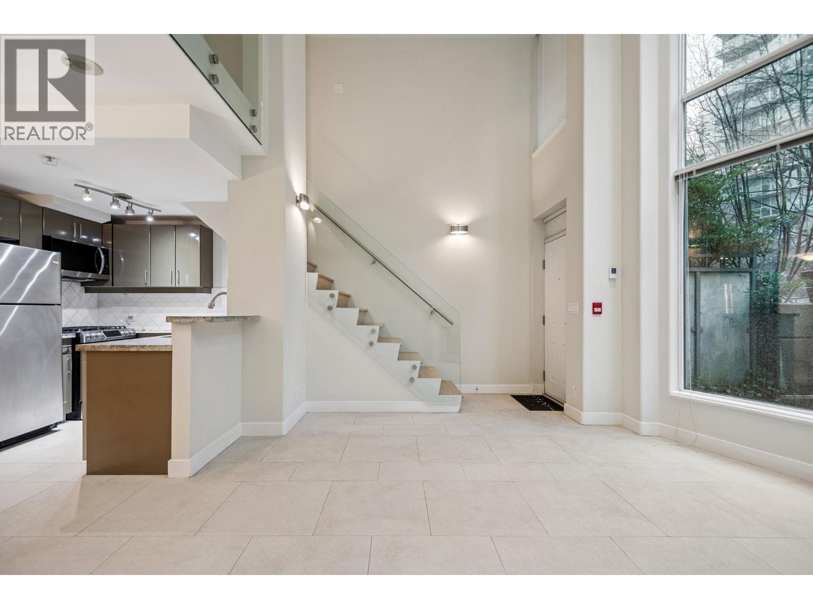 621 Jervis Street, Vancouver, British Columbia  V6E 3M5 - Photo 5 - R3078433