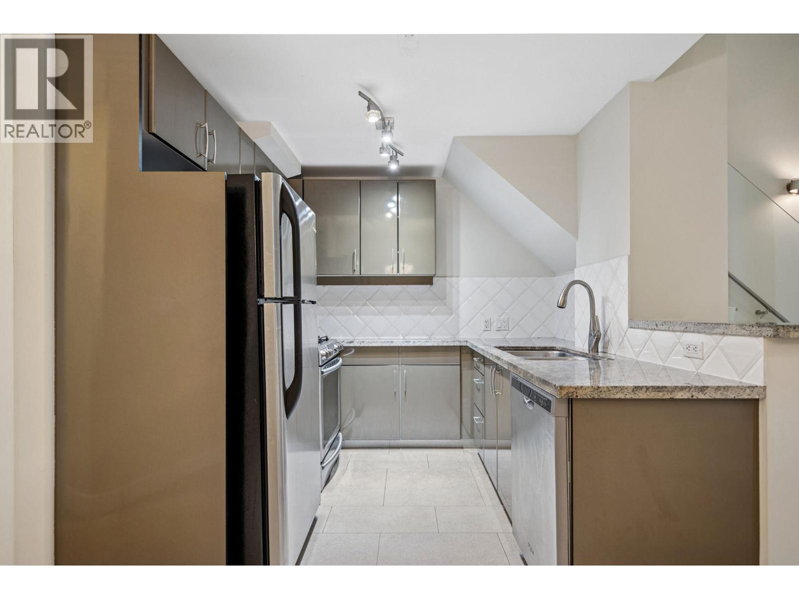 621 Jervis Street, Vancouver, British Columbia  V6E 3M5 - Photo 8 - R3078433