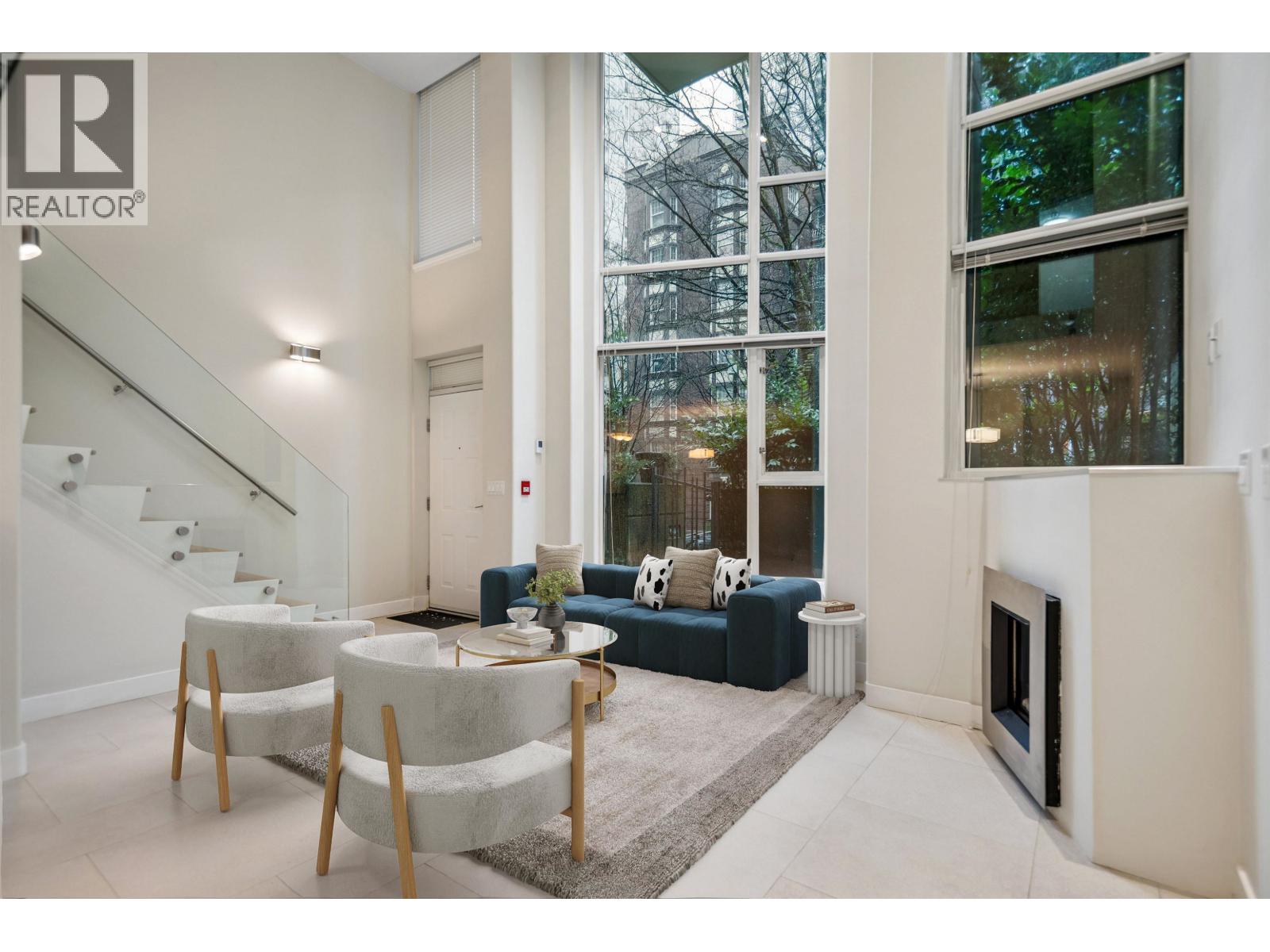 621 Jervis Street, Vancouver, British Columbia  V6E 3M5 - Photo 2 - R3078433