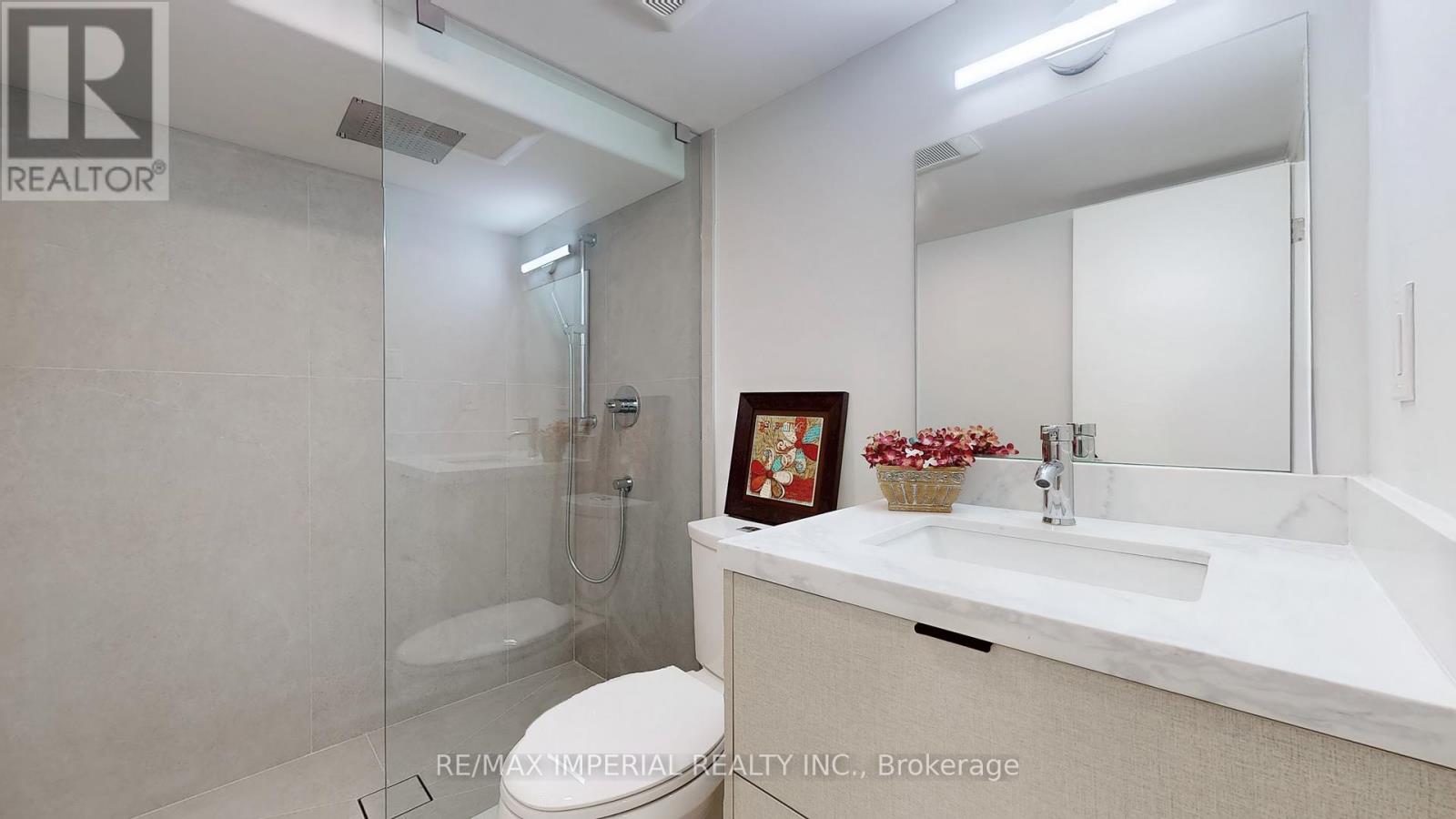 9 Lesmount Avenue, Toronto, Ontario  M4J 3V5 - Photo 35 - E12662344