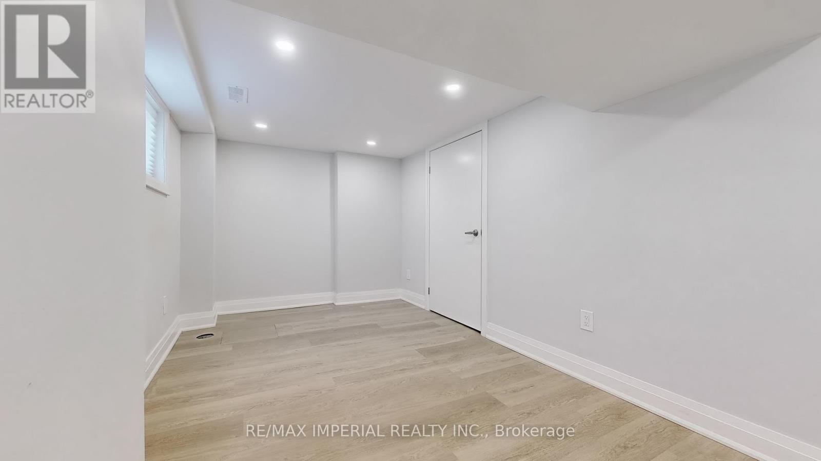 9 Lesmount Avenue, Toronto, Ontario  M4J 3V5 - Photo 32 - E12662344