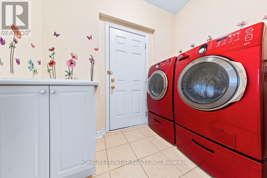 2 George Kirby Street, Vaughan, Ontario  L6A 0K5 - Photo 27 - N12691748