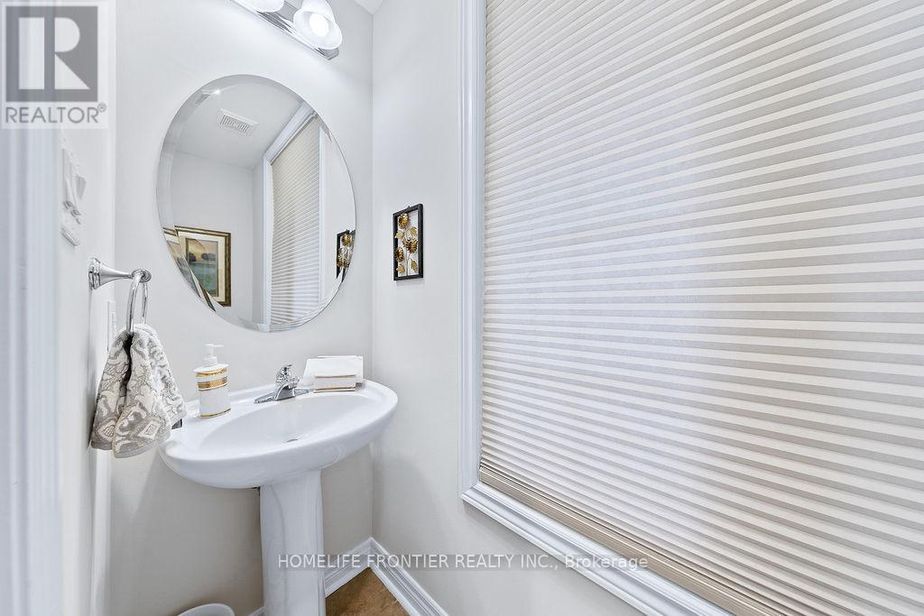 2 George Kirby Street, Vaughan, Ontario  L6A 0K5 - Photo 7 - N12691748