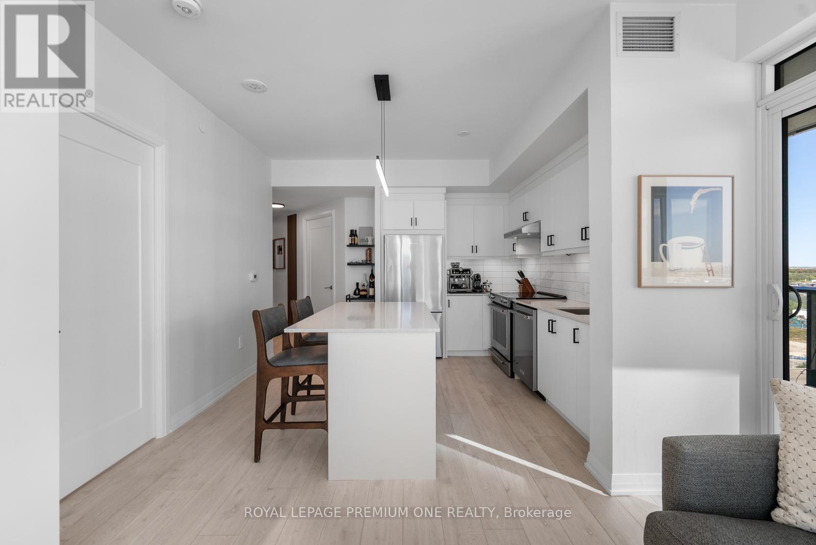 1715 - 9000 Jane Street, Vaughan, Ontario L4K 2M9 - Photo 12 - N12691782