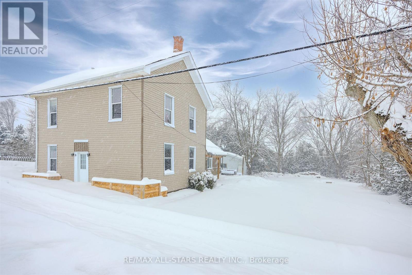 21 Albert Street S, Brock, Ontario  L0C 1H0 - Photo 3 - N12691806
