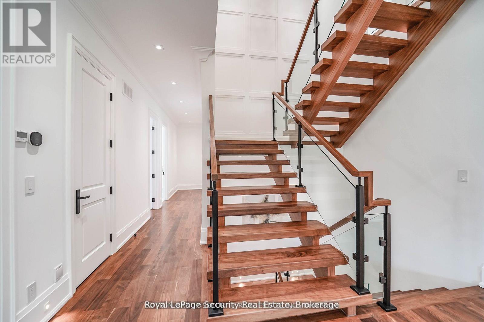 2464 15th Side Road, New Tecumseth, Ontario  L0G 1W0 - Photo 12 - N12691816