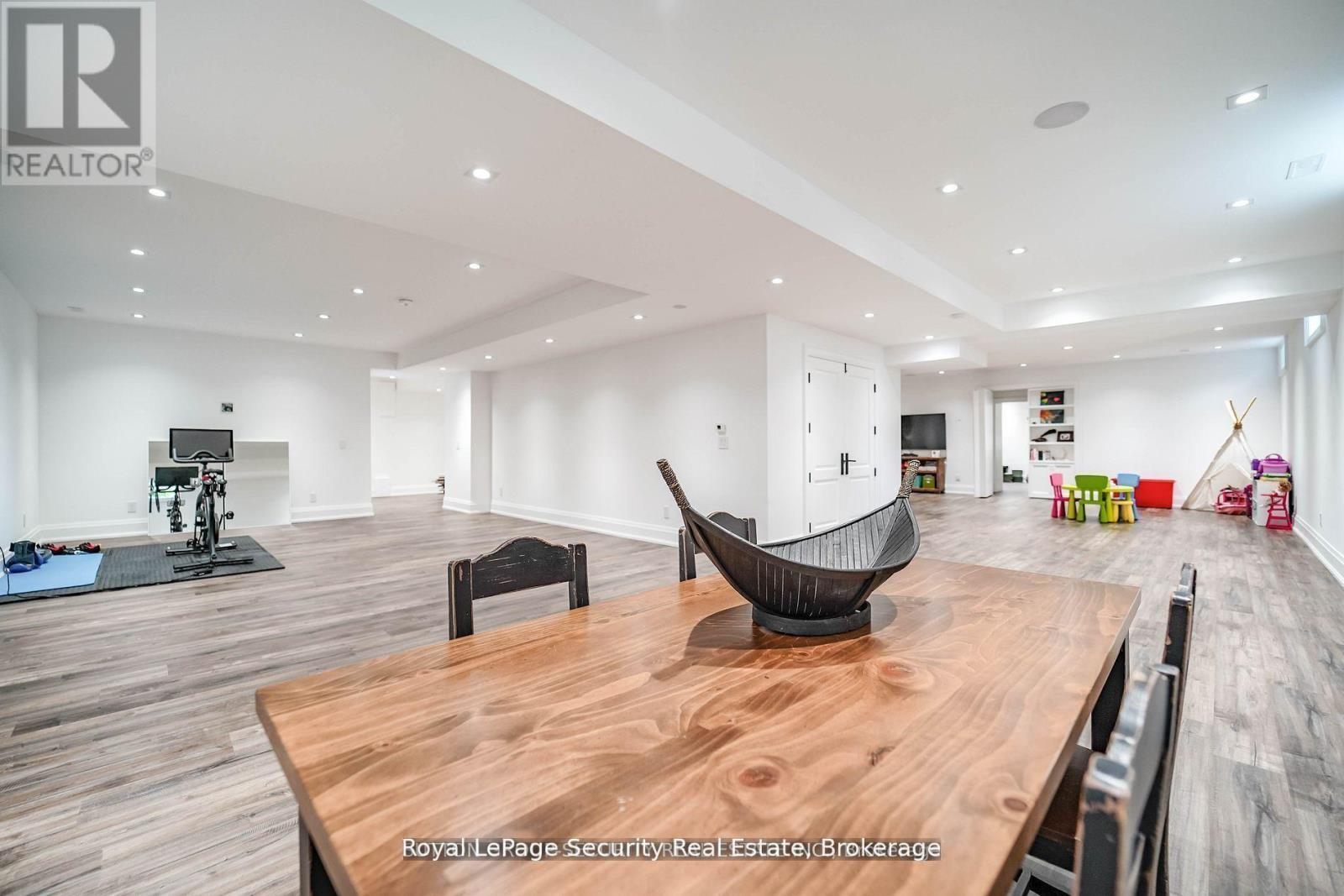 2464 15th Side Road, New Tecumseth, Ontario  L0G 1W0 - Photo 32 - N12691816