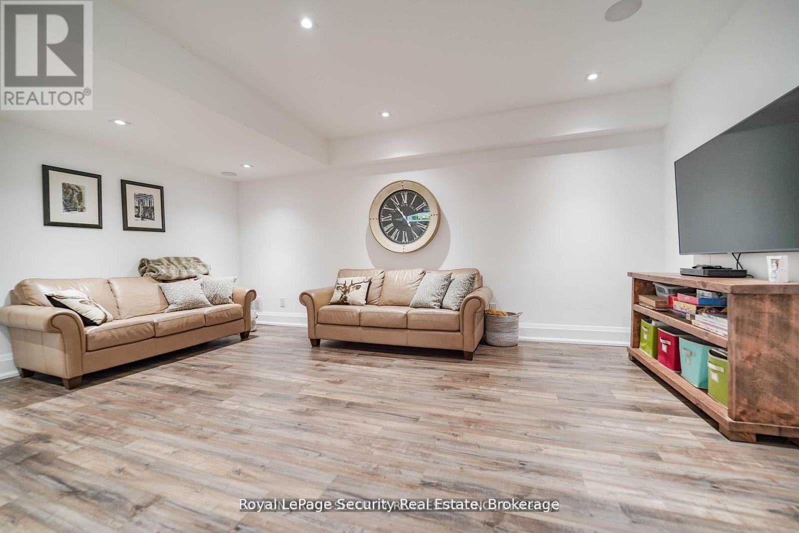 2464 15th Side Road, New Tecumseth, Ontario  L0G 1W0 - Photo 34 - N12691816